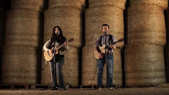 Live Wedding Band Cheshire: The Distance Live